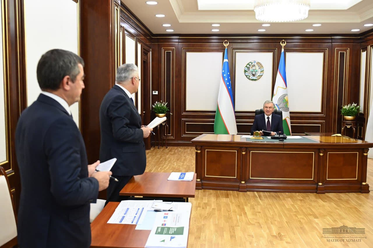 Рассмотрены дальнейшие задачи энергетической реформы