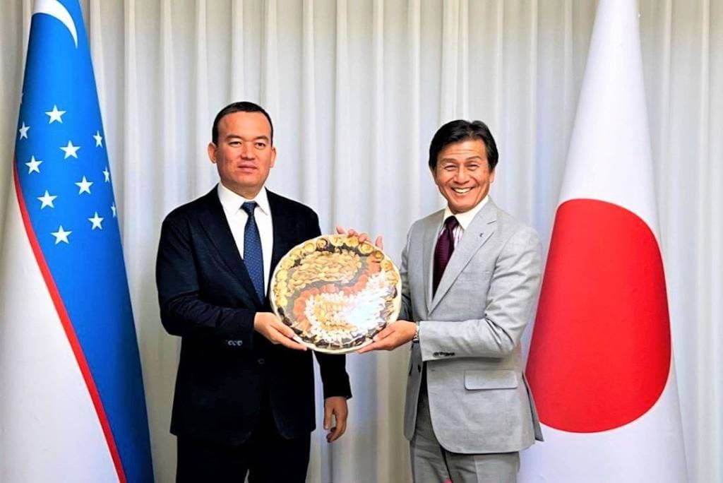 Surxondaryo delegatsiyasi Yaponiyada