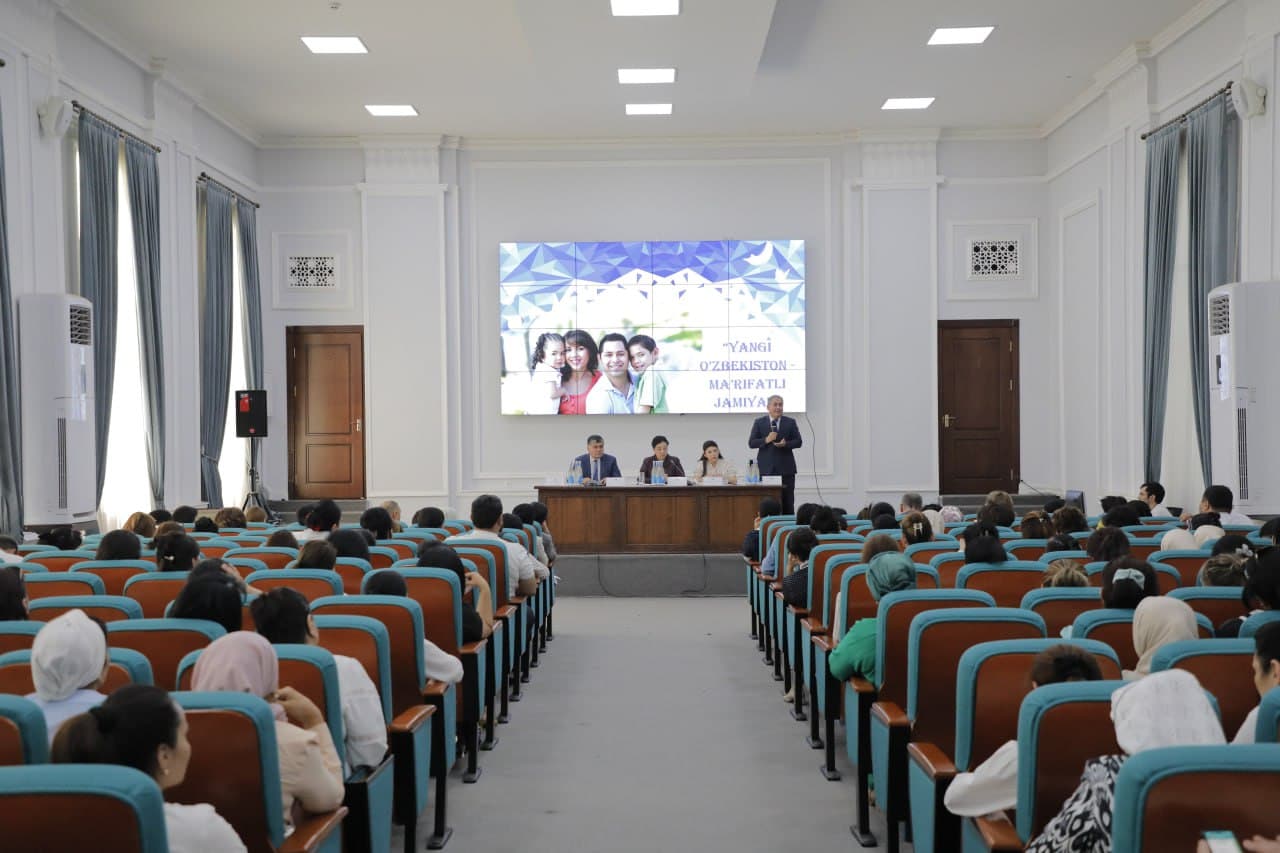 "Янги Ўзбекистон - маърифатли жамият" тамойили асосида хотин-қизларимизнинг жамиятдаги ўрнига бағишланган семинар