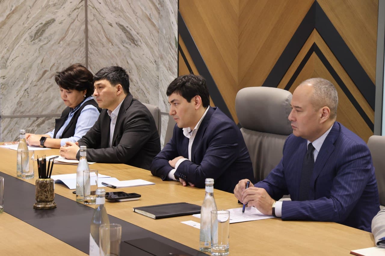 Министр встретился с послом Канады в Узбекистане