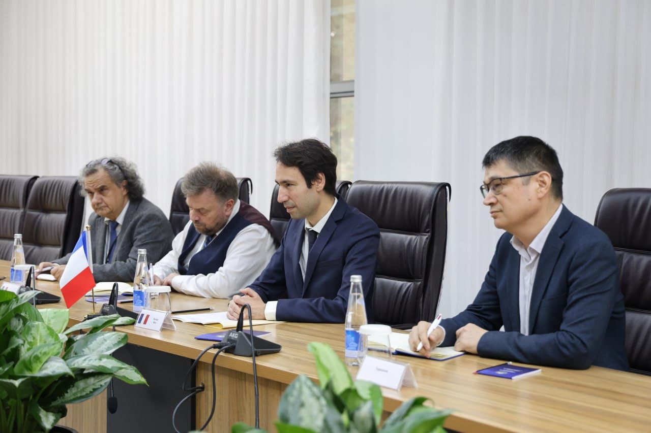 Maktabgacha va maktab ta’limi vazirligida uchrashuvlar