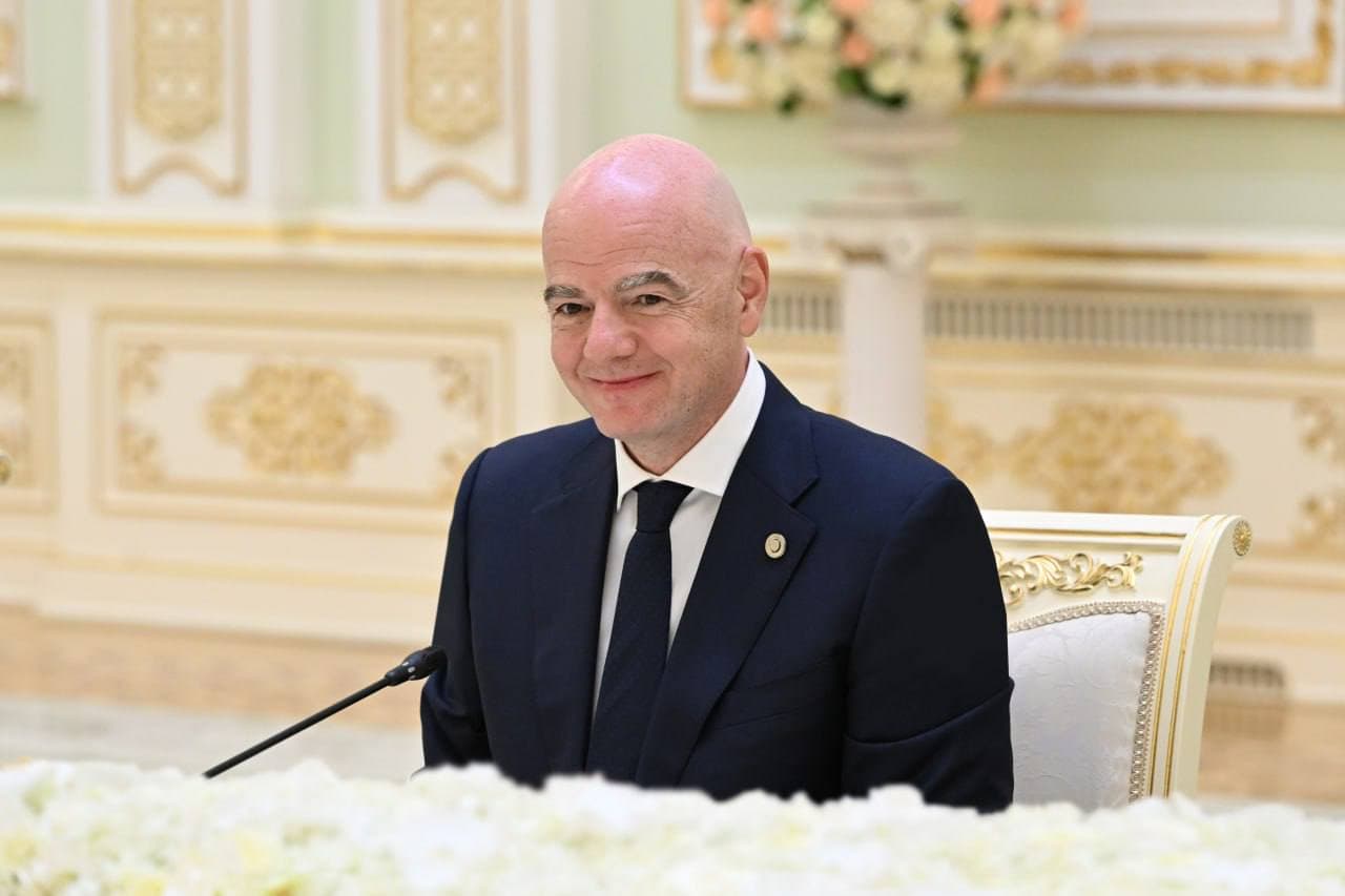 Президент Узбекистана подчеркнул важность расширения партнерства с ФИФА
