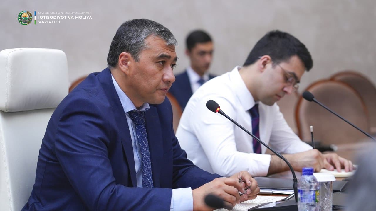 A meeting with representatives of the International Monetary Fund was held