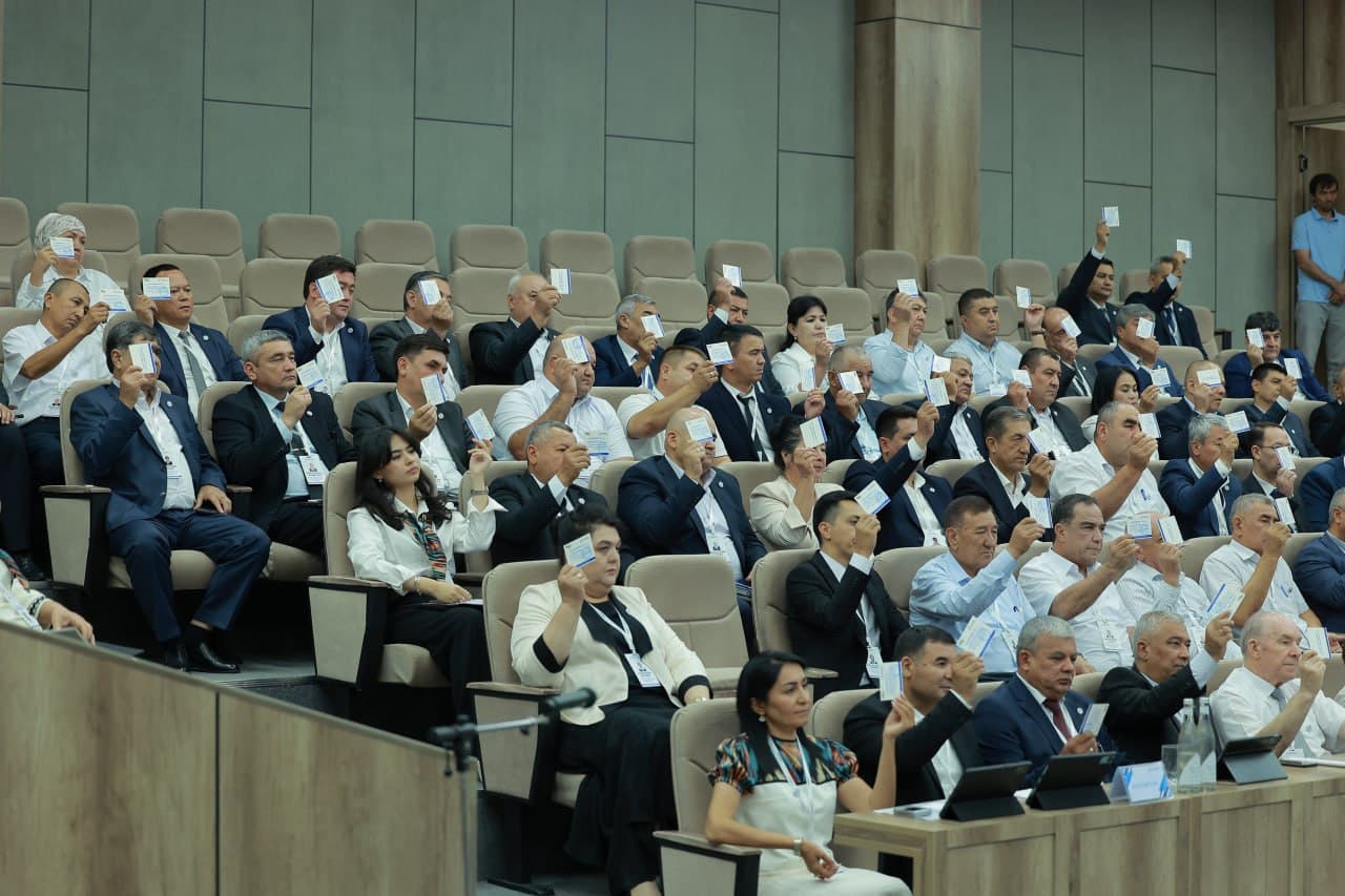 О II съезде Профсоюза работников энергетики, нефтегазовой и геологической отраслей Узбекистана