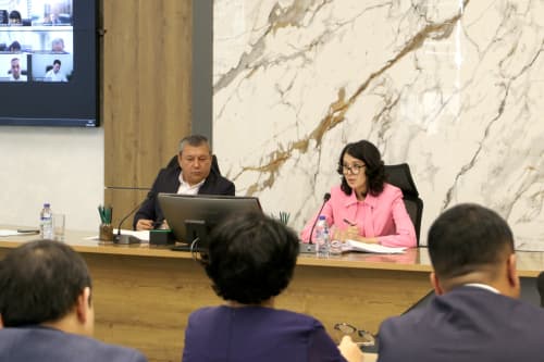 Davlat dasturining asosiy yo‘nalishlari hamda tizimli vazifalarini o‘z vaqtida, samarali va to‘liq amalga oshirishga qaratilgan “Iqtisodiy o‘qish” o‘tkazildi